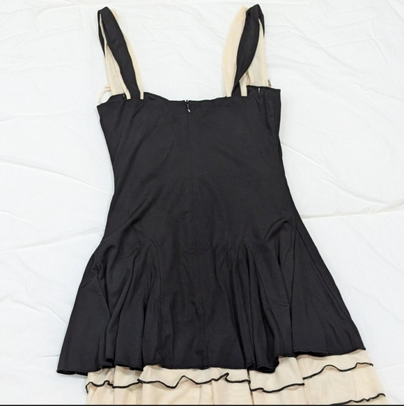 Rihoas NWT small And Large - Picture 3 of 4